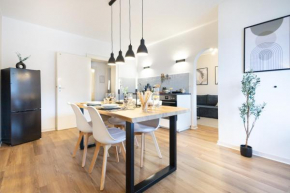 Unique Design Apartments by Ko-Living - Küche - Smart TV